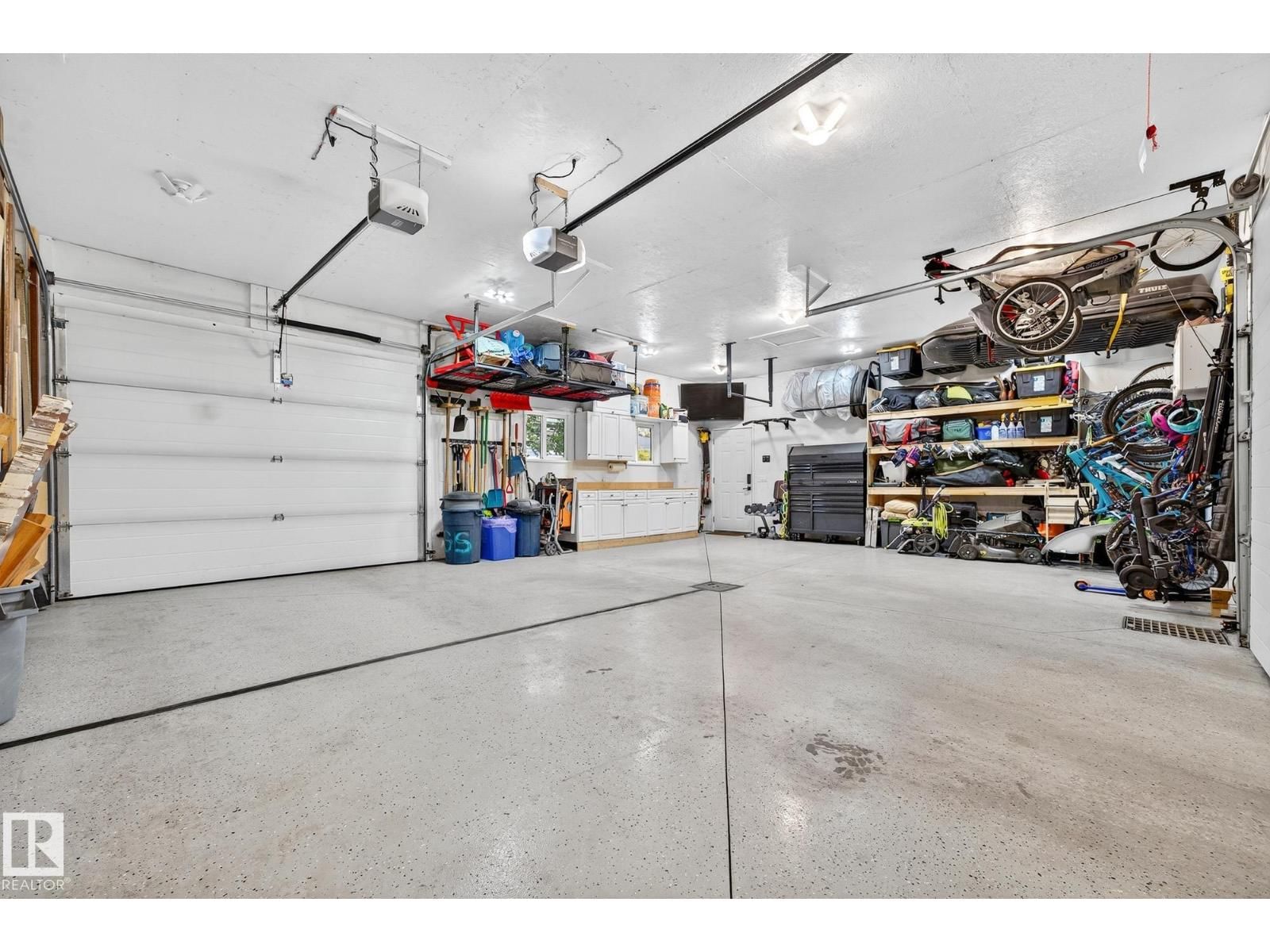 15701 92A AV Image 40