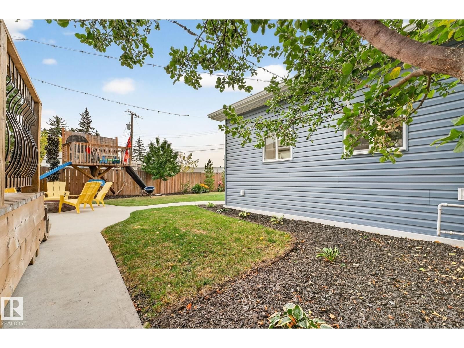 15701 92A AV Image 41