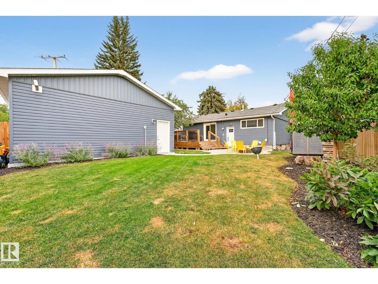 15701 92A AV Image 43