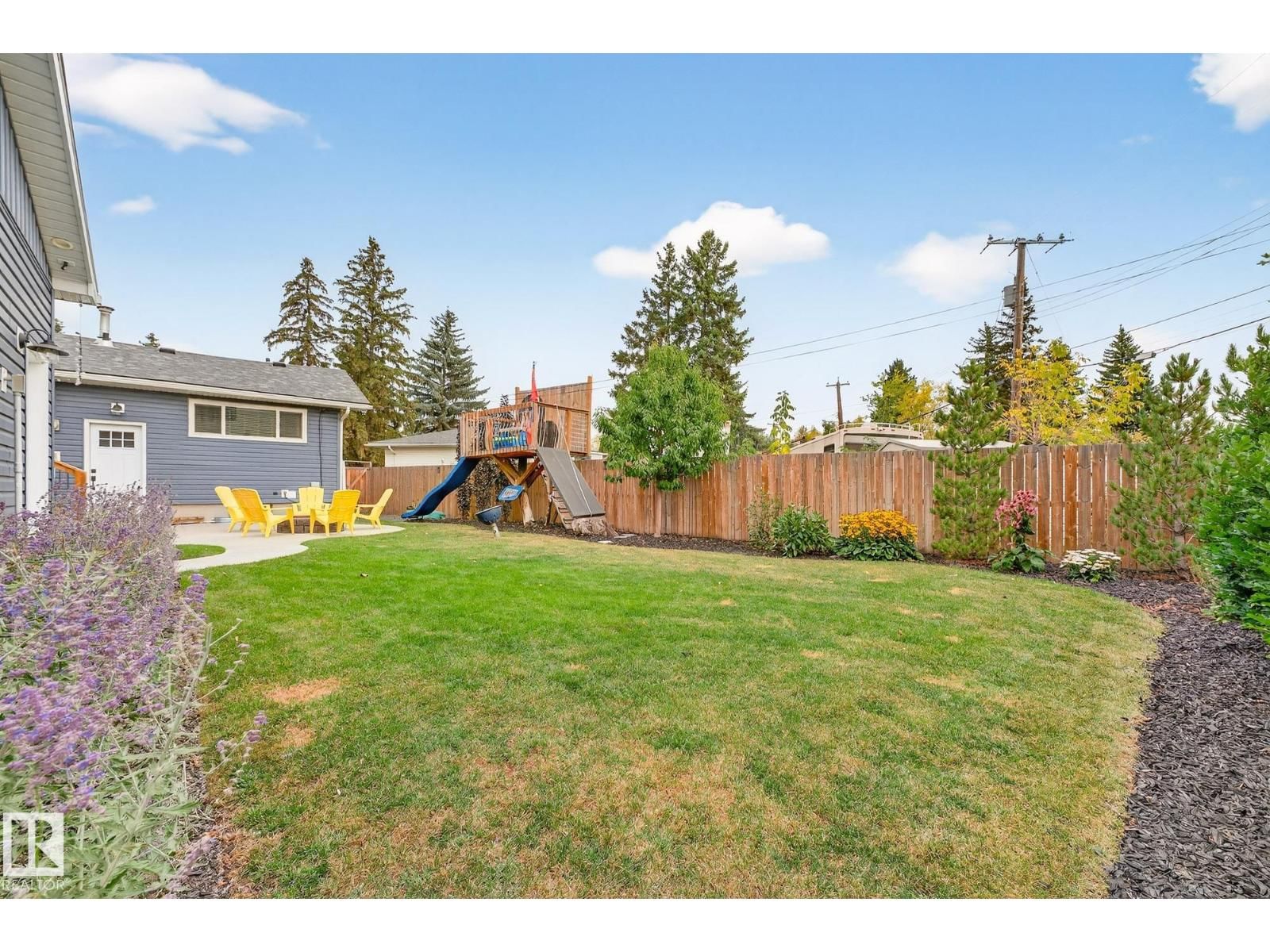 15701 92A AV Image 44