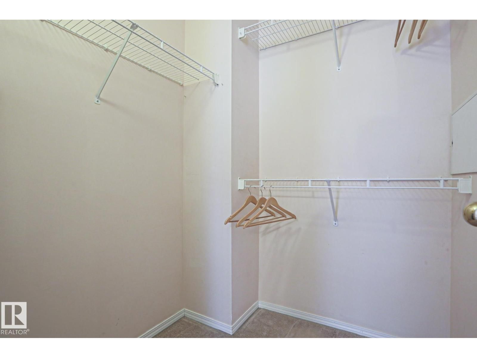 VG - 116 MAISONETTE Image 17