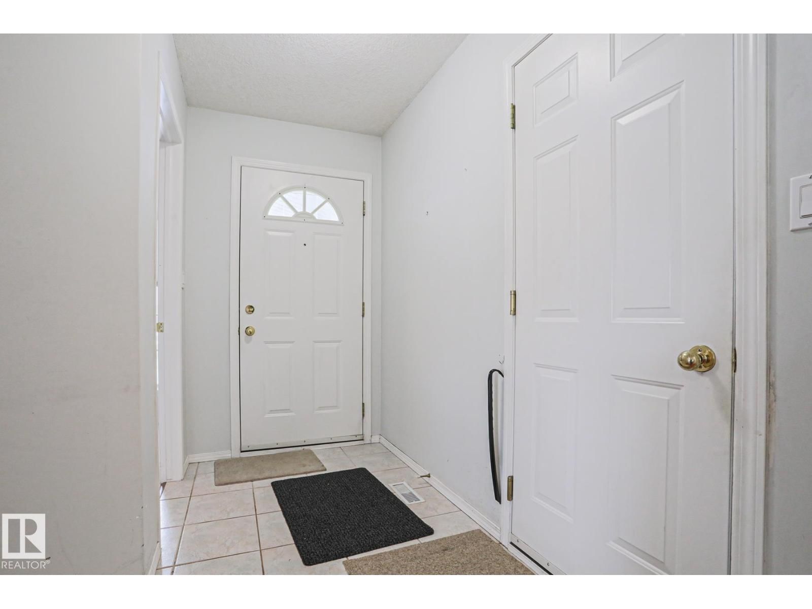 VG - 116 MAISONETTE Image 21