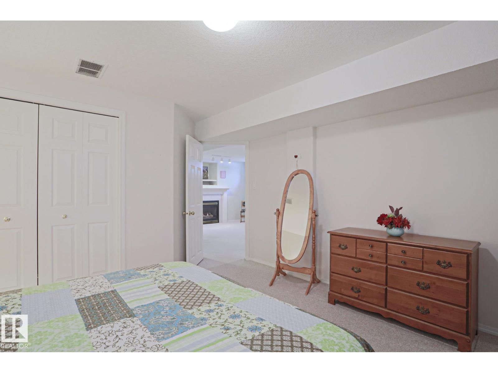 VG - 116 MAISONETTE Image 28