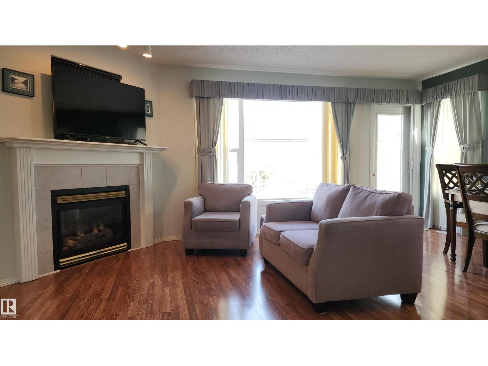 VG - 116 MAISONETTE Image 3