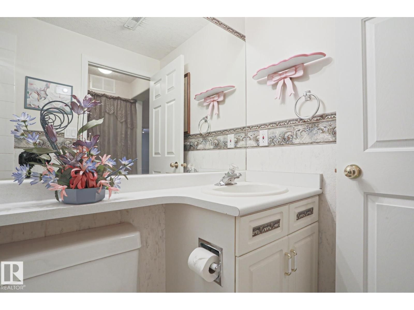 VG - 116 MAISONETTE Image 30