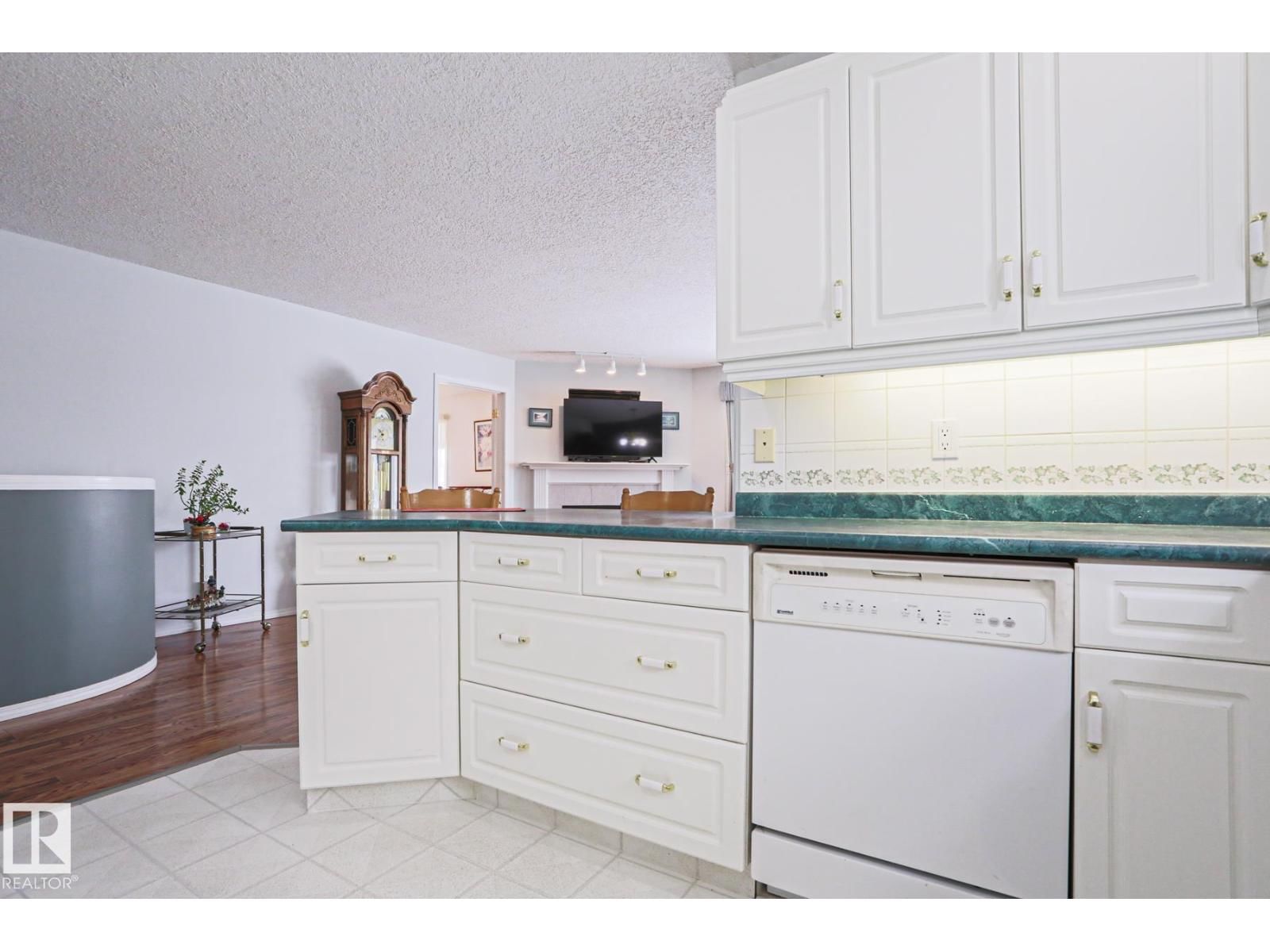 VG - 116 MAISONETTE Image 9