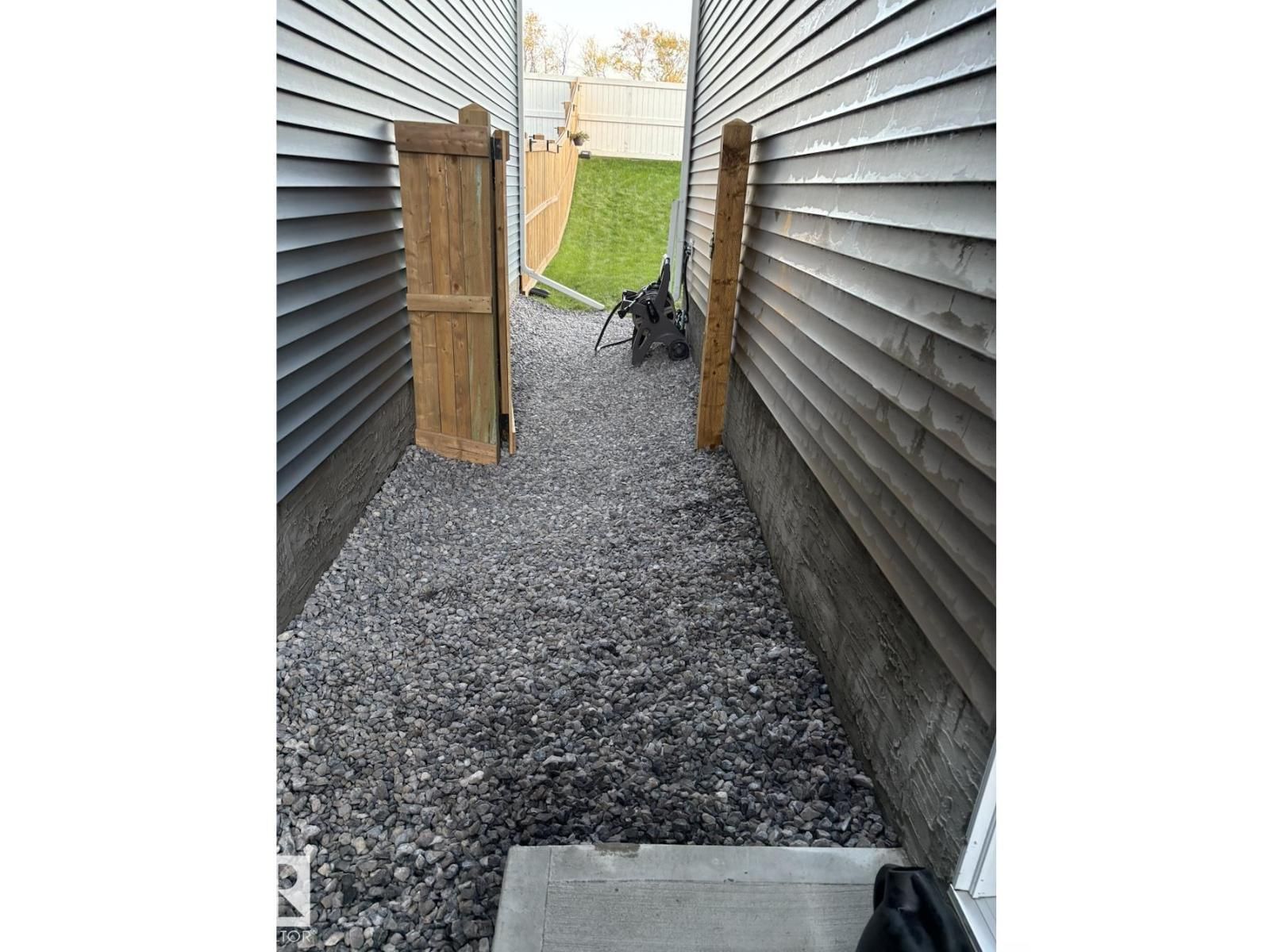 139 STONEHOUSE WY Image 69