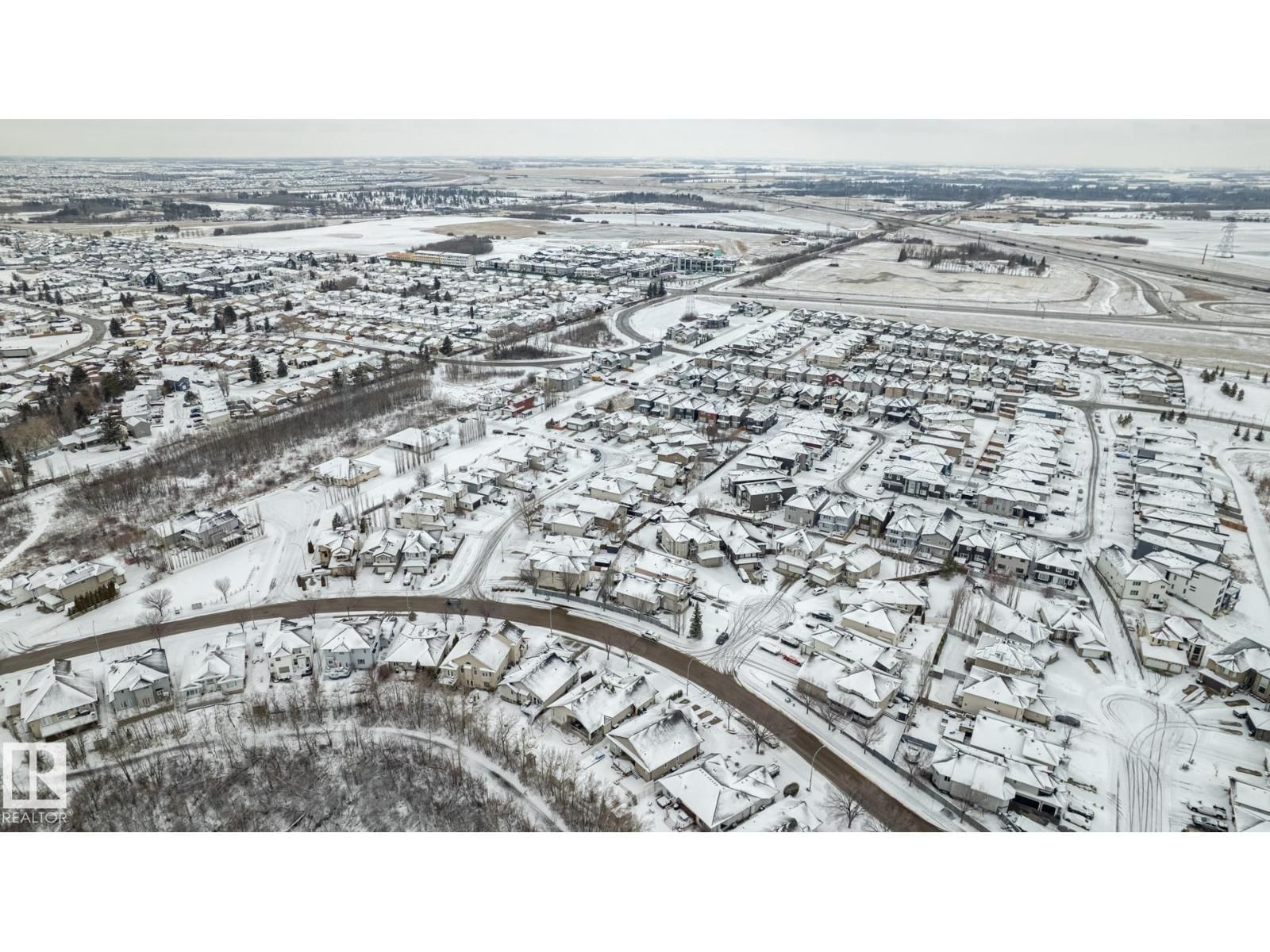 135 FRASER WY Image 11