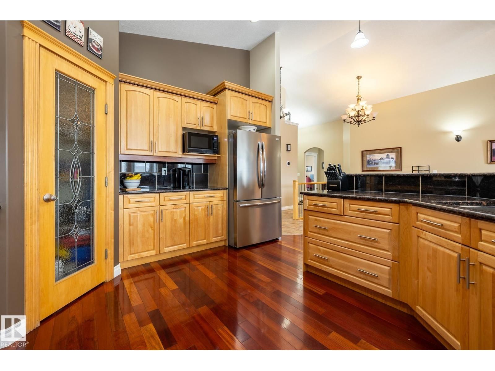 135 FRASER WY Image 26