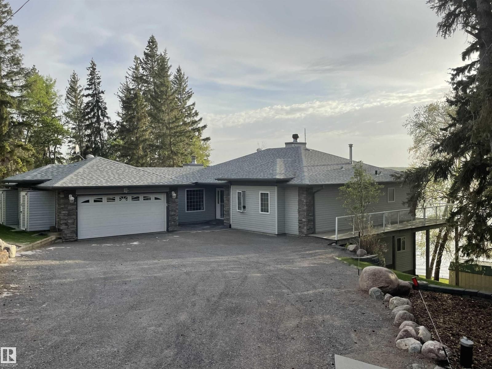 12 RR 463, Rural Bonnyville M.D., Alberta T9N 2J3