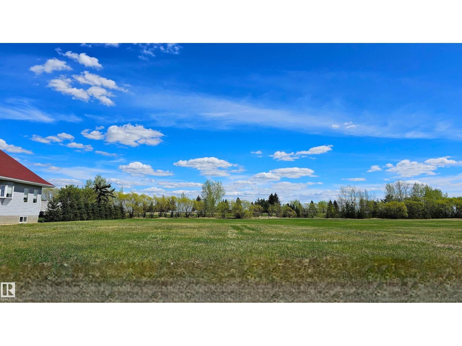 5127 45 ST, Viking, Alberta T0B 4N0