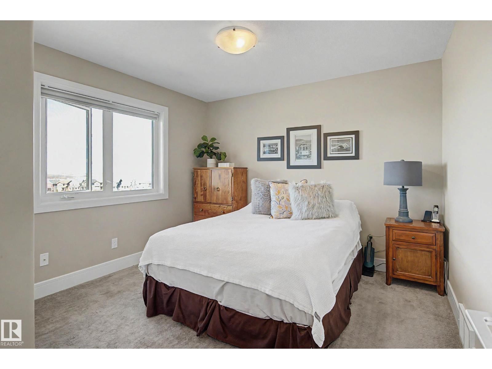 NW - 2086 REDTAIL CM Image 27