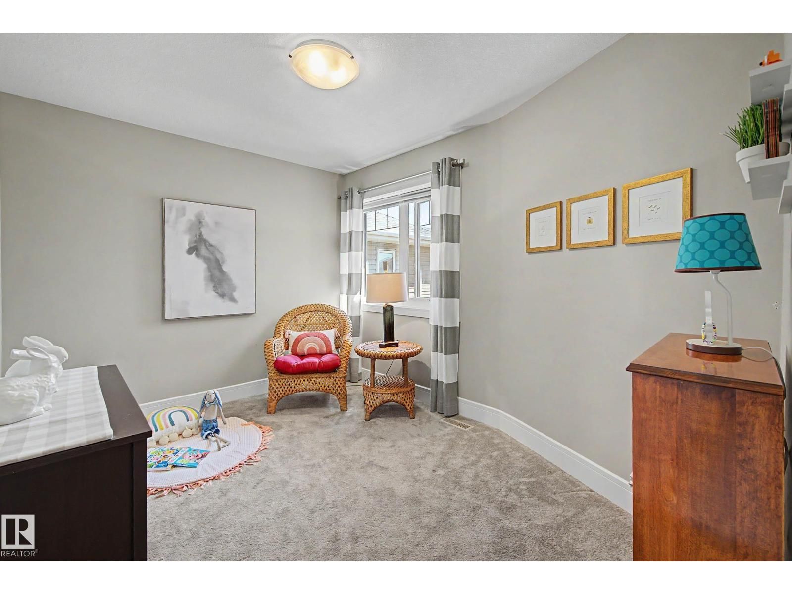 NW - 2086 REDTAIL CM Image 30