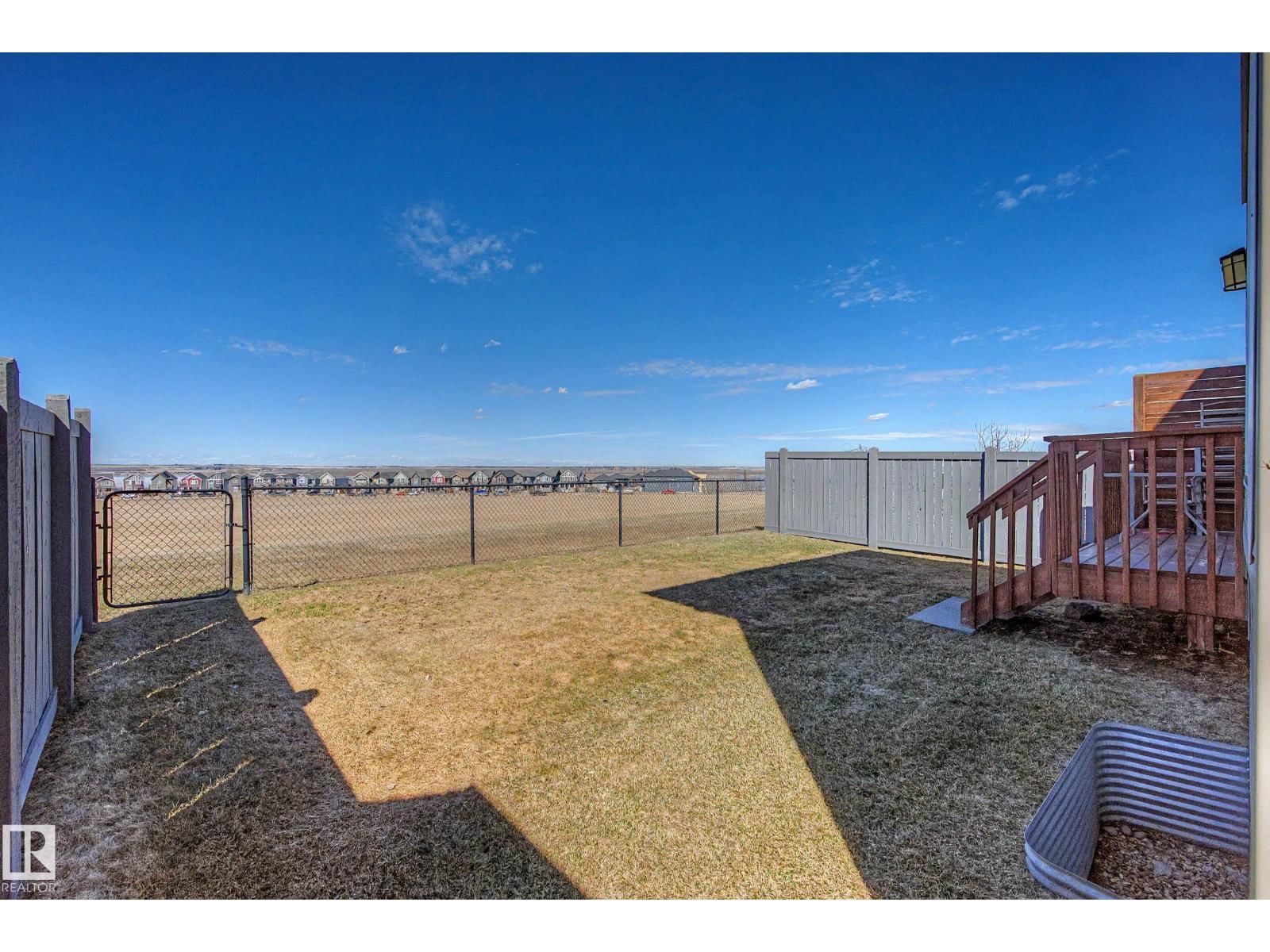 NW - 2086 REDTAIL CM Image 35