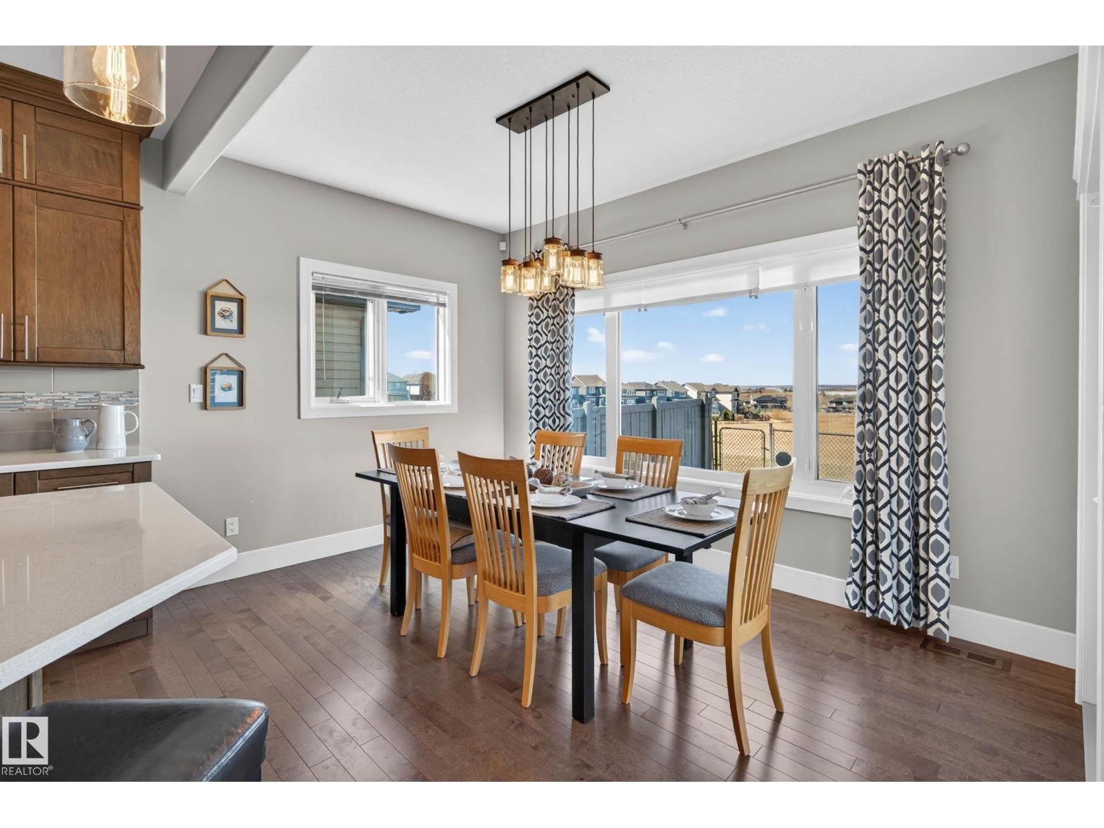 NW - 2086 REDTAIL CM Image 7