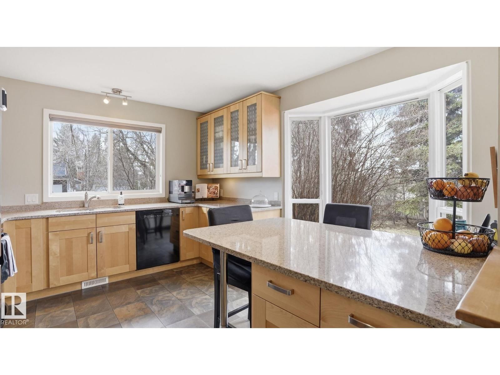 9002 120 ST Image 14