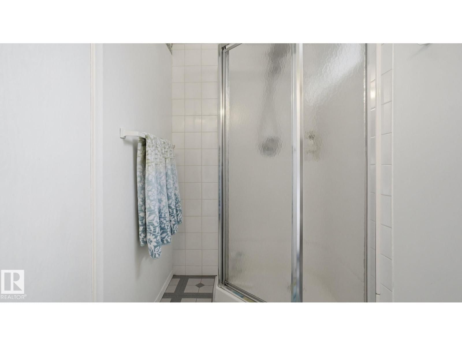 9002 120 ST Image 23