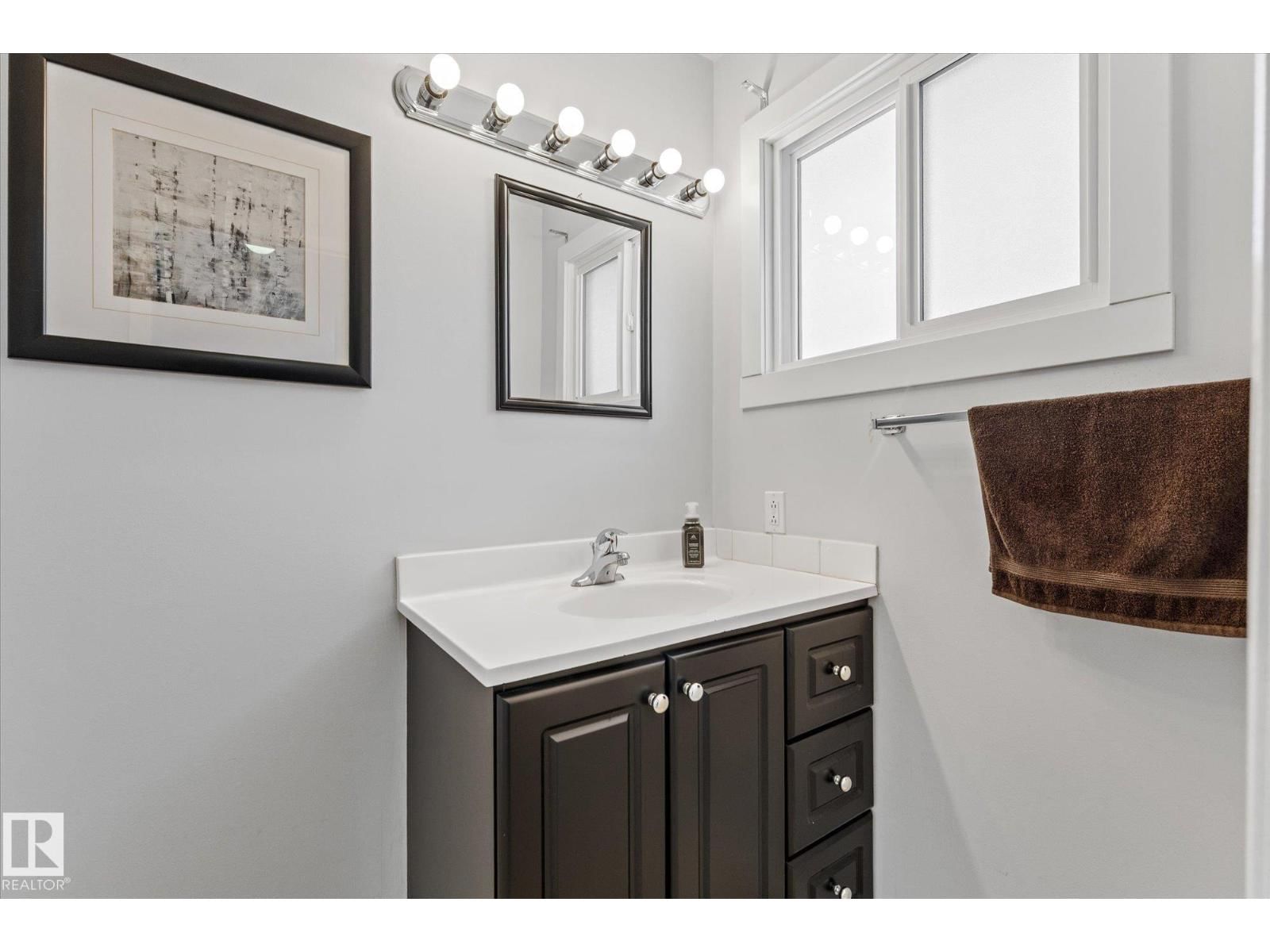 43 MARMOT AV Image 18