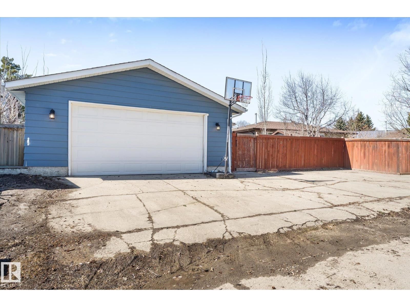 43 MARMOT AV Image 39