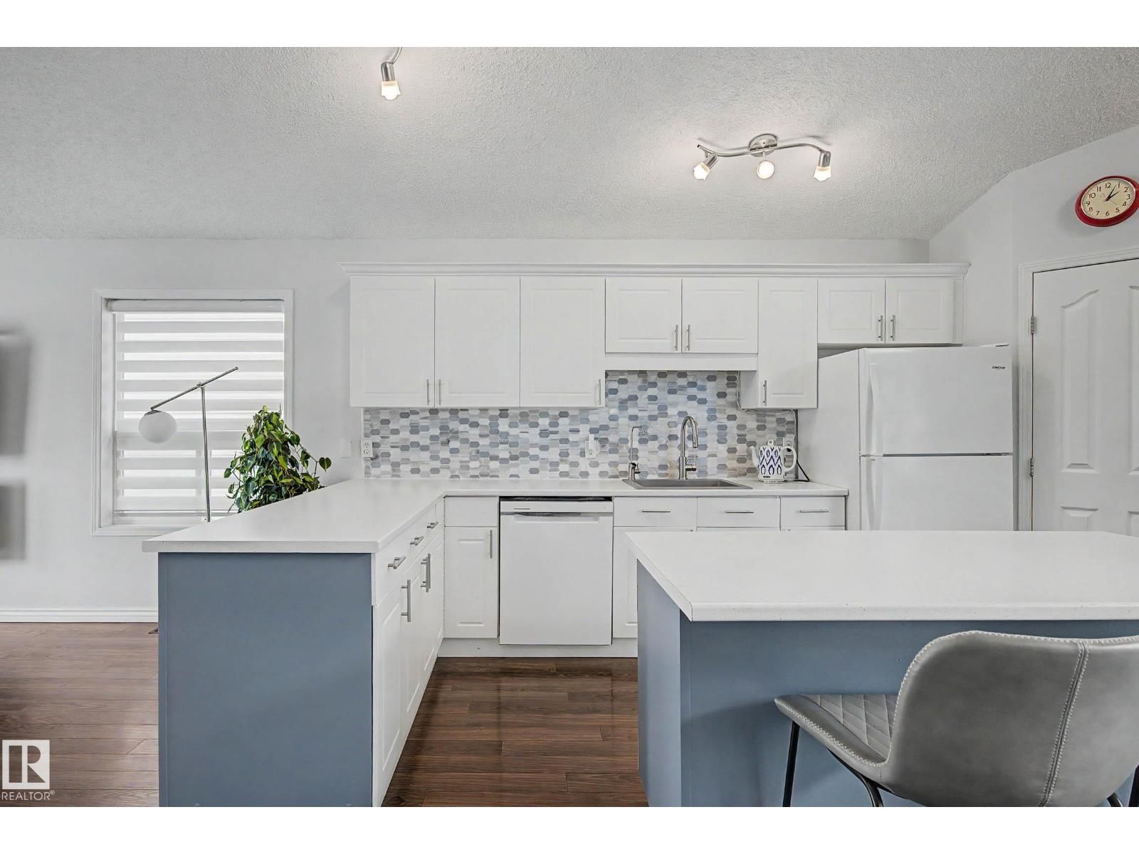 2056 BRENNAN CR Image 9