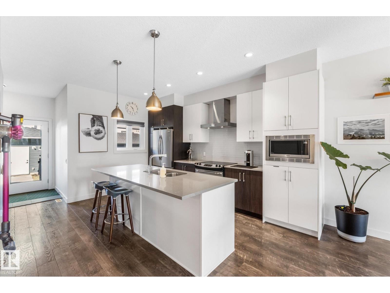 21 KENTON WY Image 10