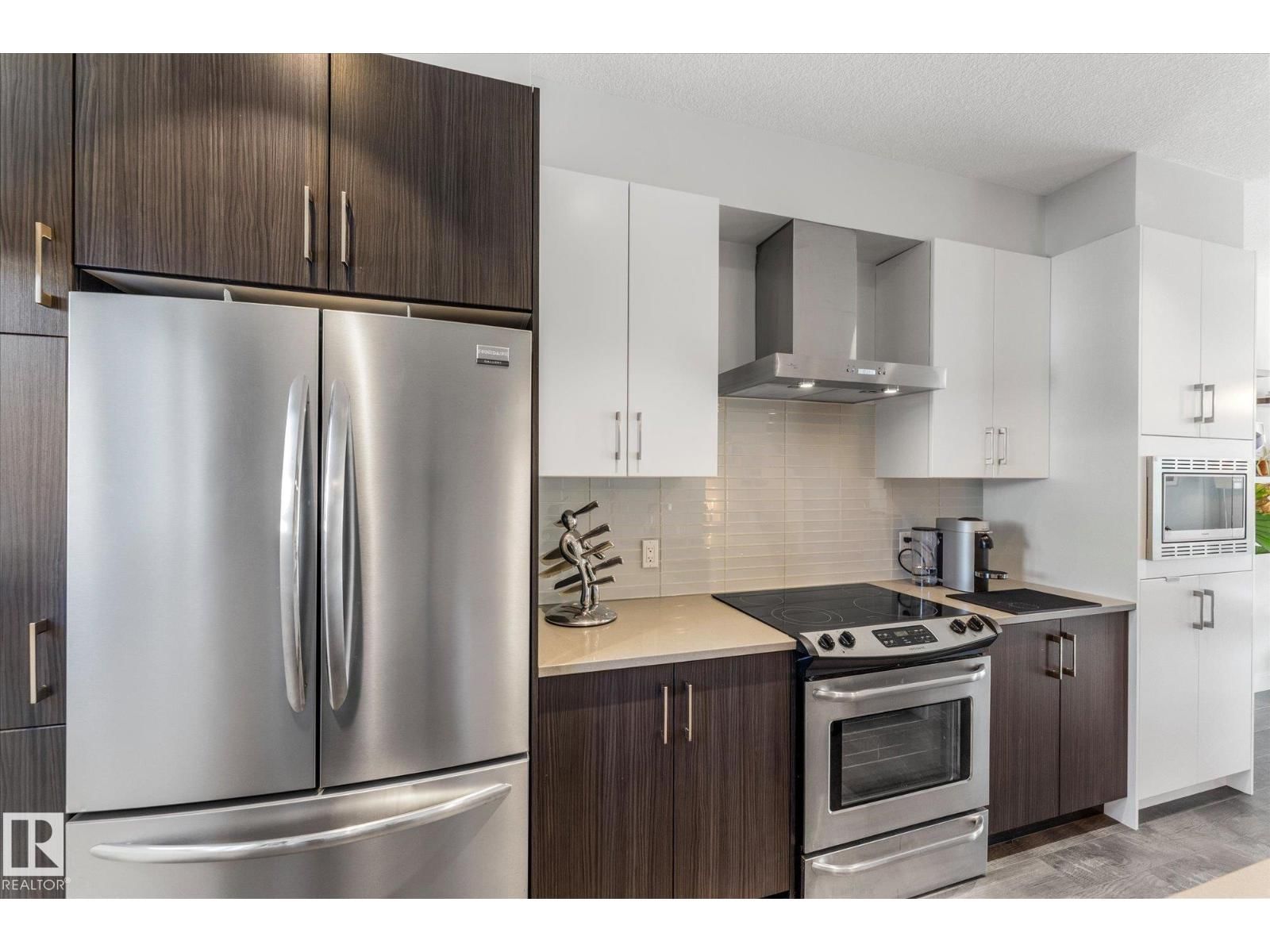 21 KENTON WY Image 14