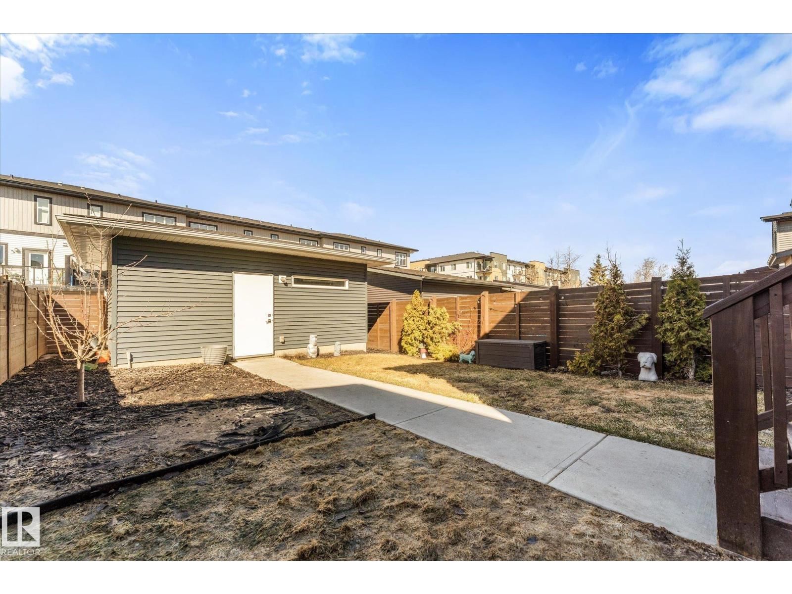 21 KENTON WY Image 32