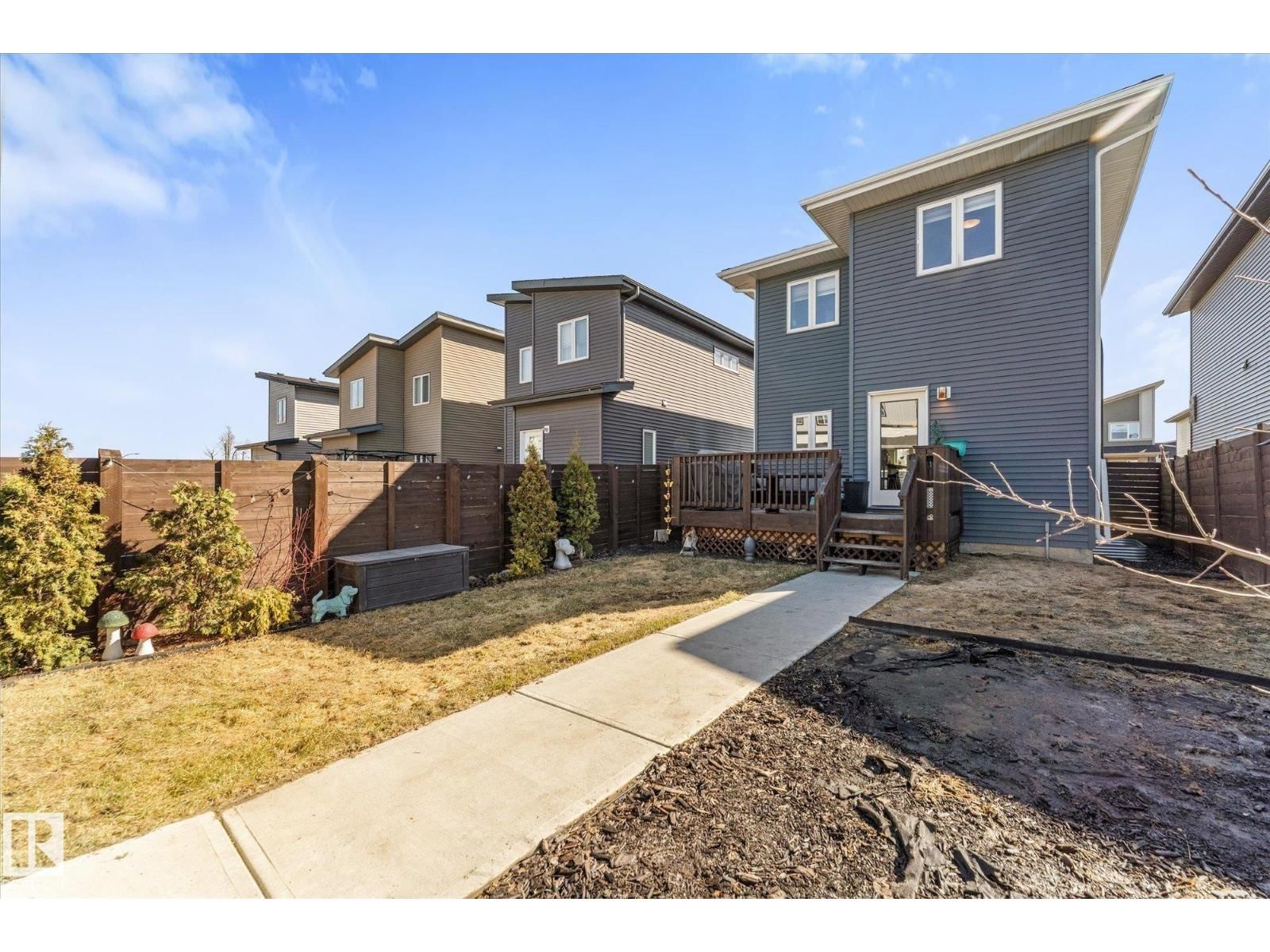 21 KENTON WY Image 33