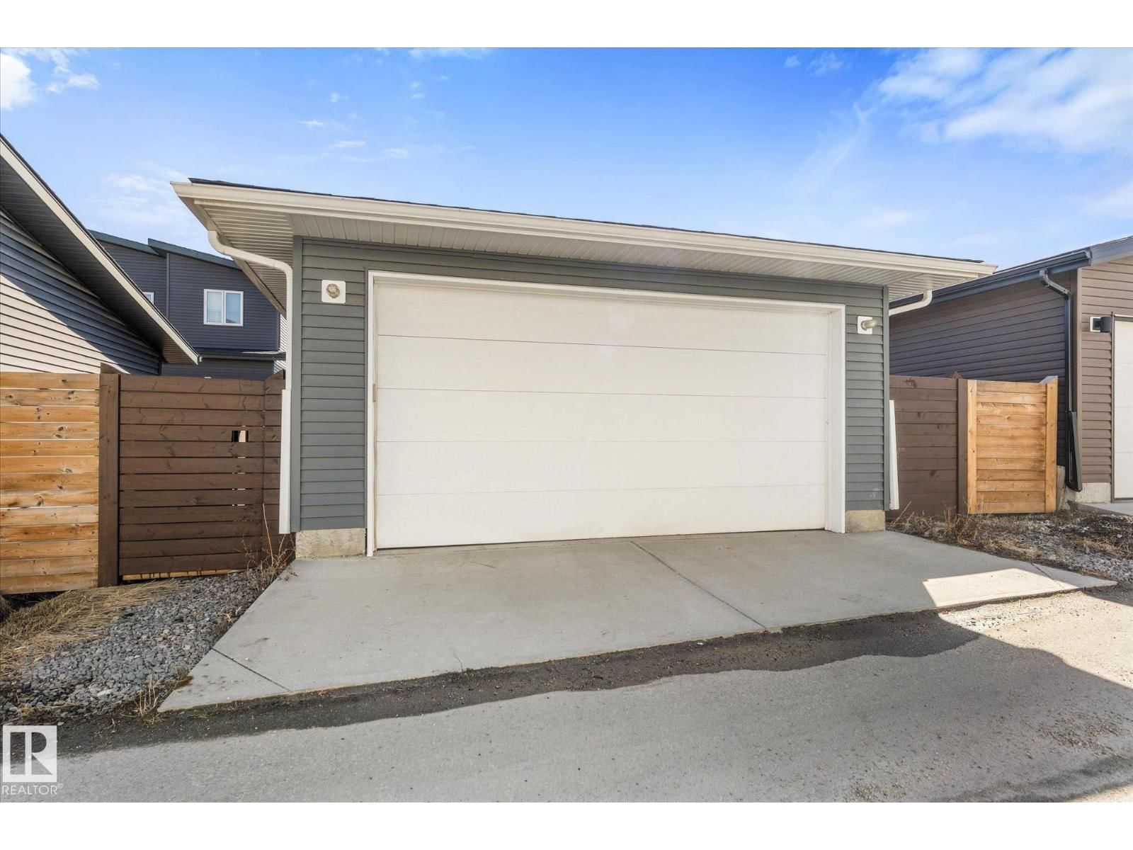 21 KENTON WY Image 35