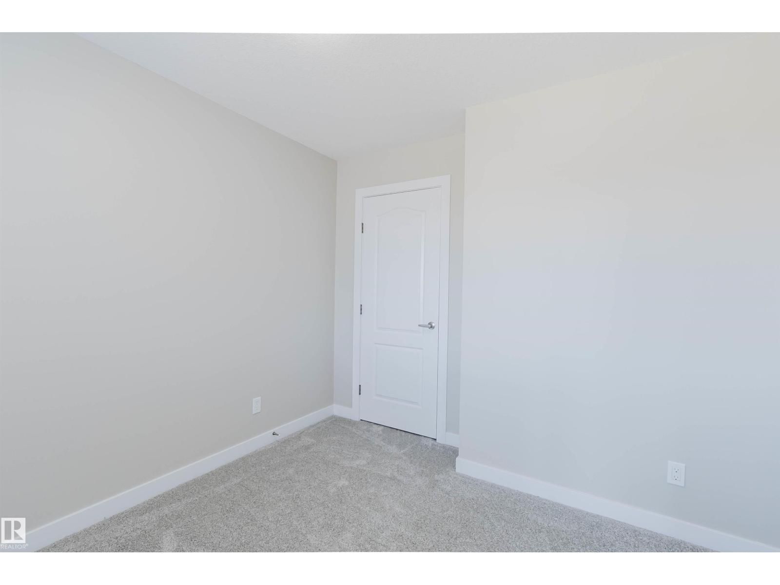 SW - 611 176 ST Image 27