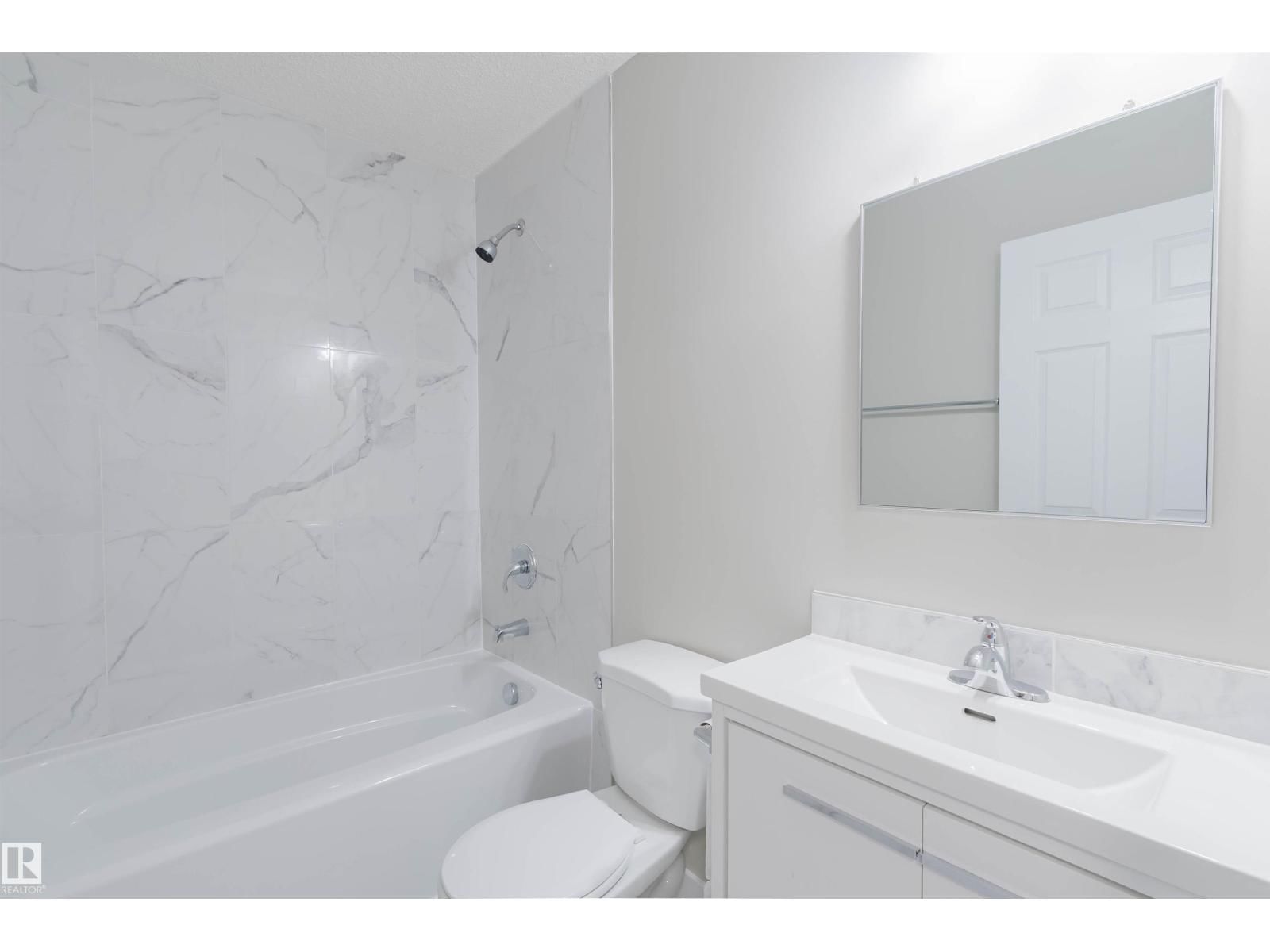 SW - 611 176 ST Image 35