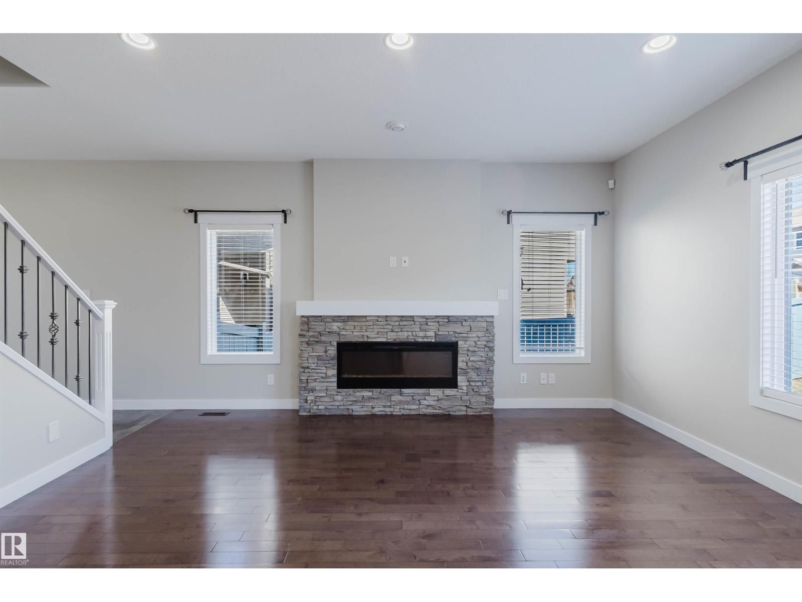 SW - 611 176 ST Image 5