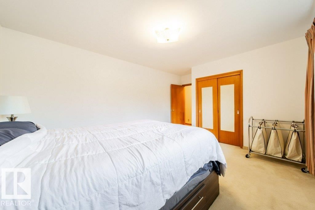 NW - 8007 73 AV Image 21