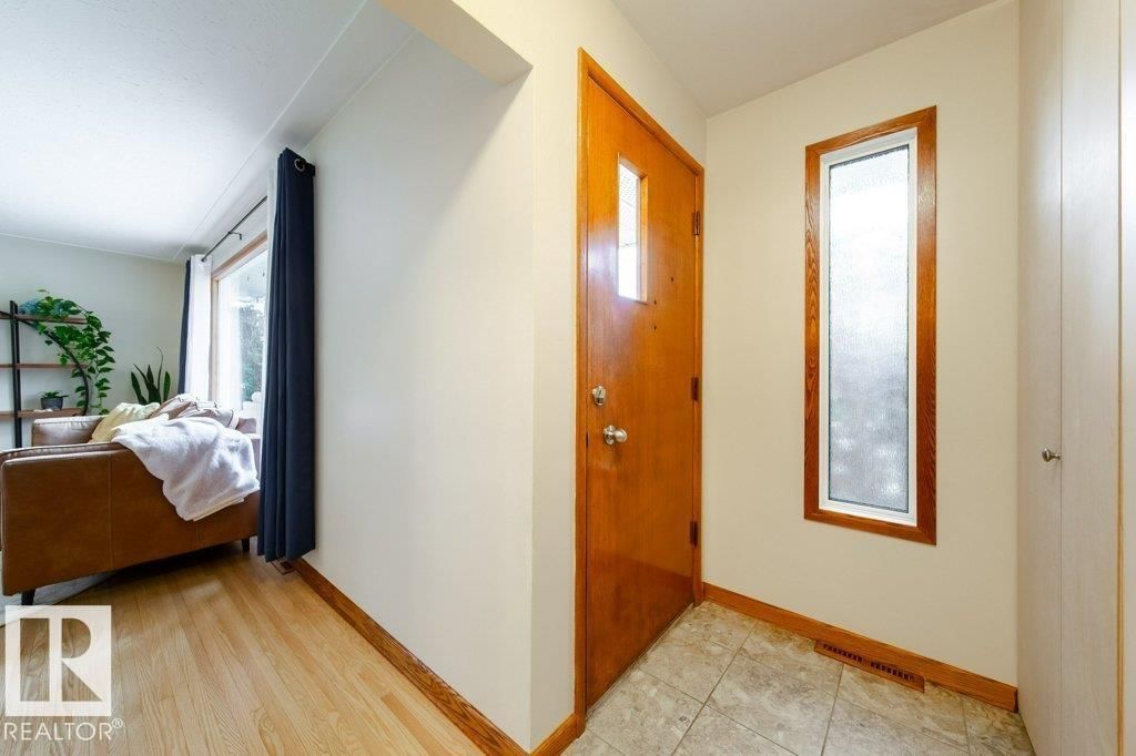 NW - 8007 73 AV Image 3