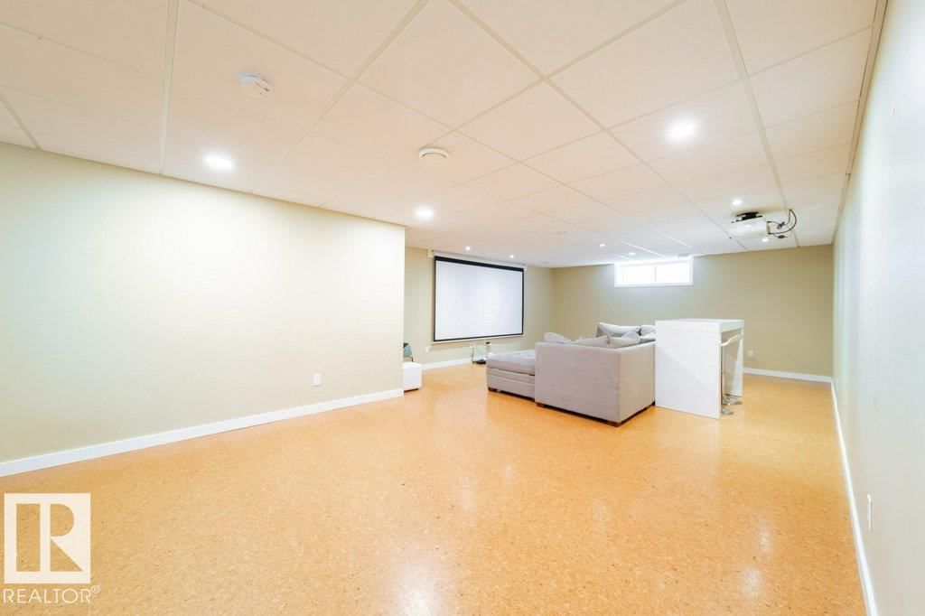 NW - 8007 73 AV Image 31