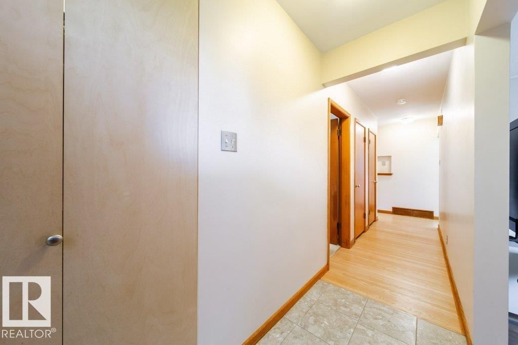 NW - 8007 73 AV Image 4