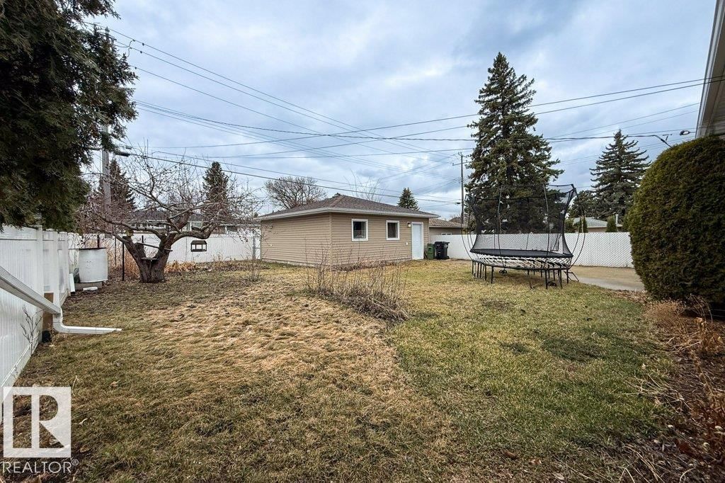 NW - 8007 73 AV Image 43