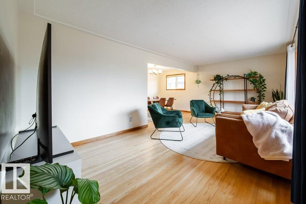 NW - 8007 73 AV Image 5