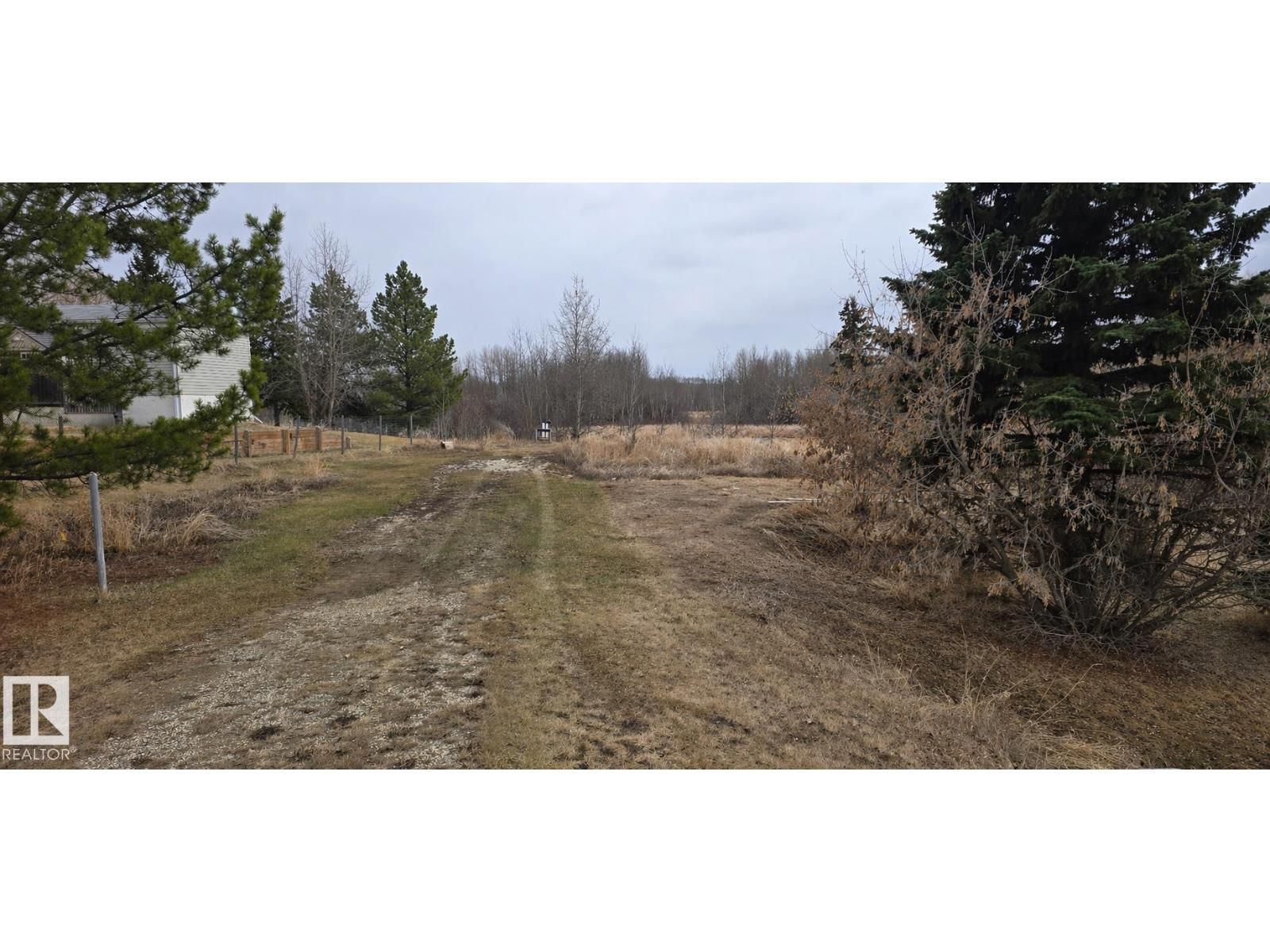 37 53025 HGHWAY, Rural Parkland County, Alberta T7Y 2J5