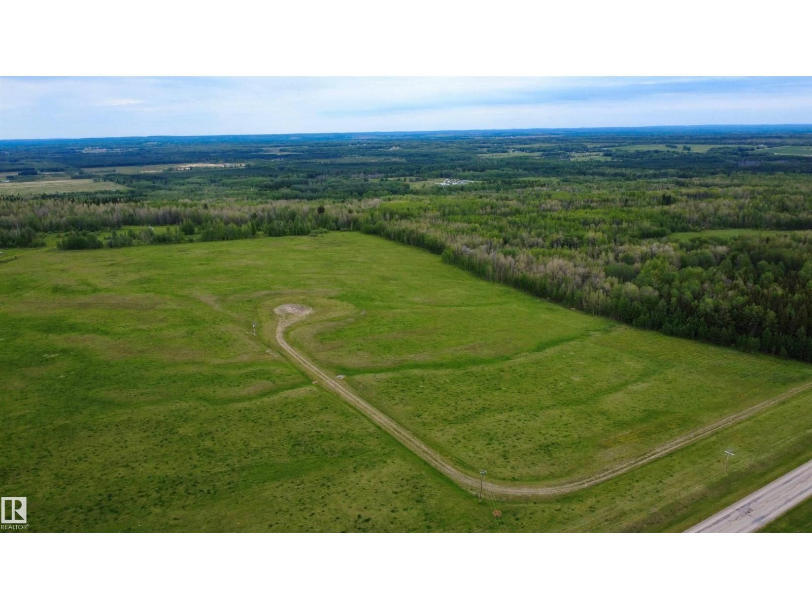 492 TWP RR 83, Rural Brazeau County, Alberta T7A 2A1