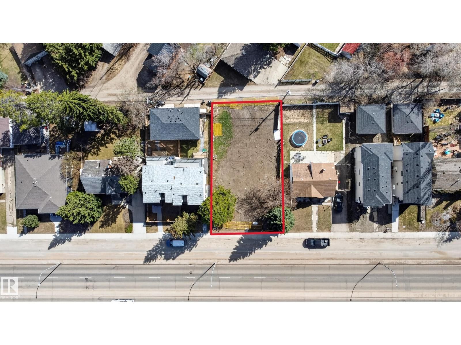 10655 61 AV, Edmonton, Alberta T6H 1L8