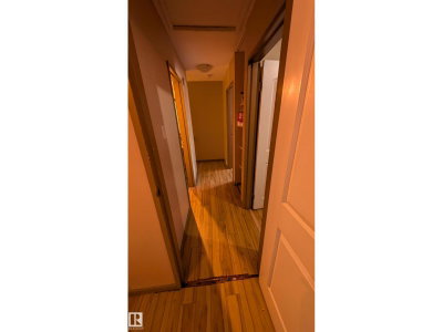 4 AMBERLY CT | Edmonton Alberta | Slide Image Twenty-two