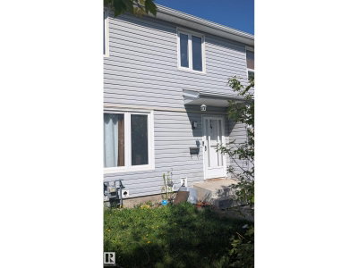 4 AMBERLY CT | Edmonton Alberta | Slide Image Thirty-three