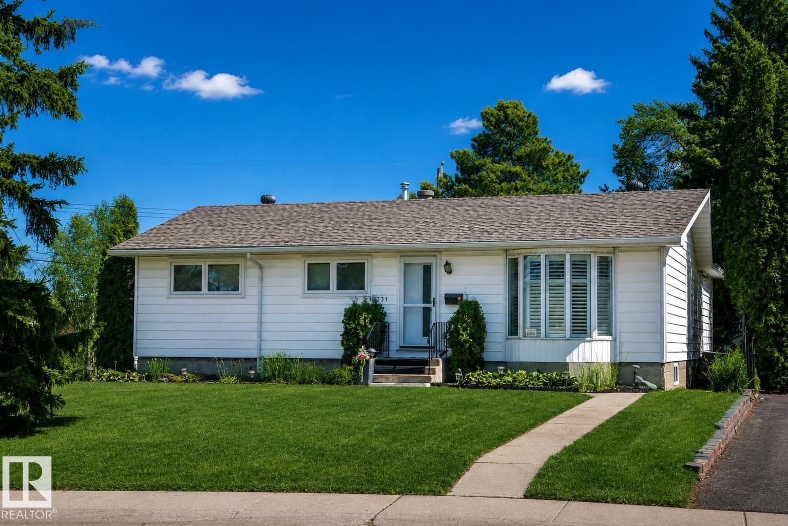 10231 46 ST, Edmonton, Alberta T6A 1X9