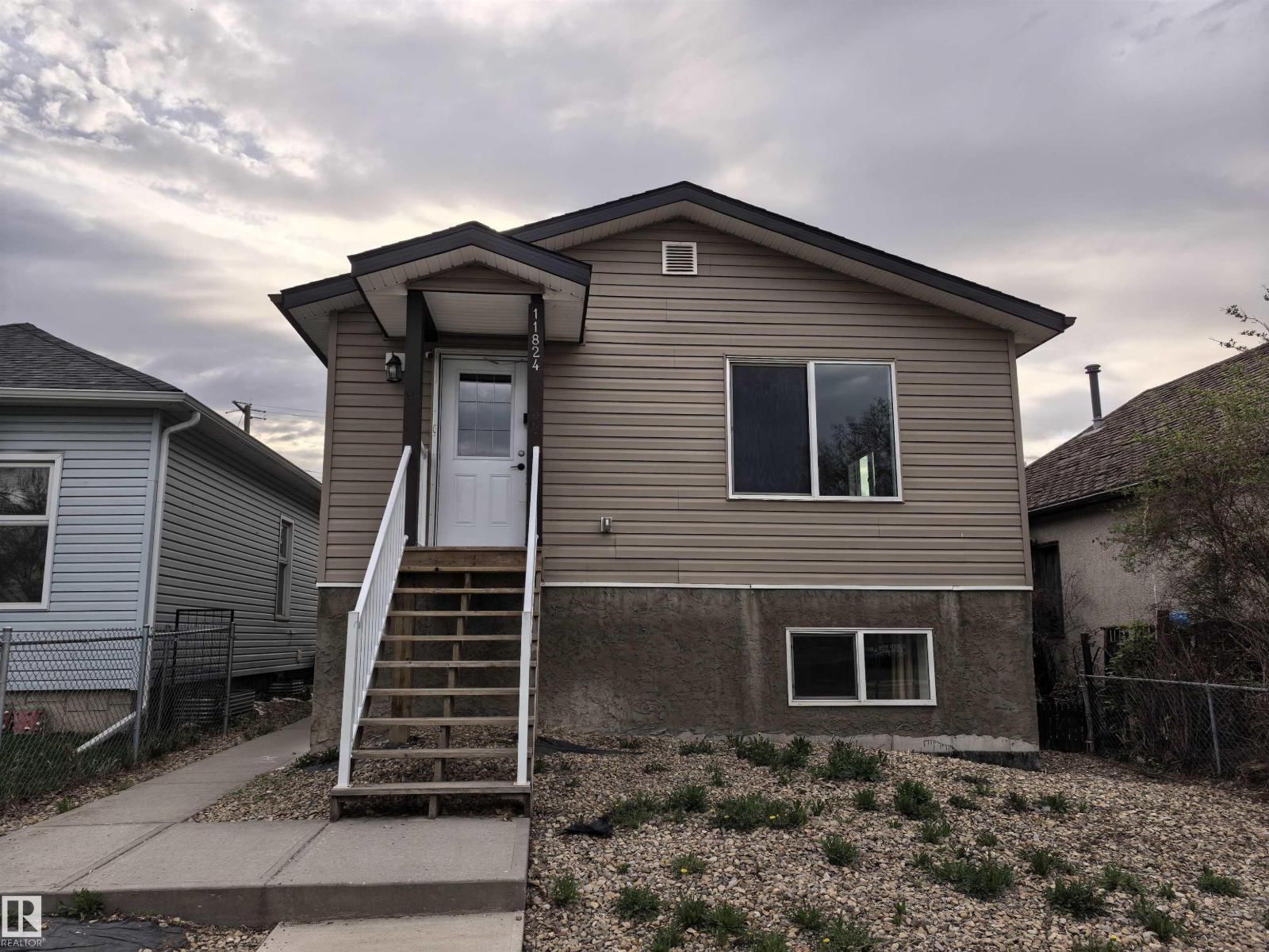 11824 93 ST, Edmonton, Alberta T5G 1E3