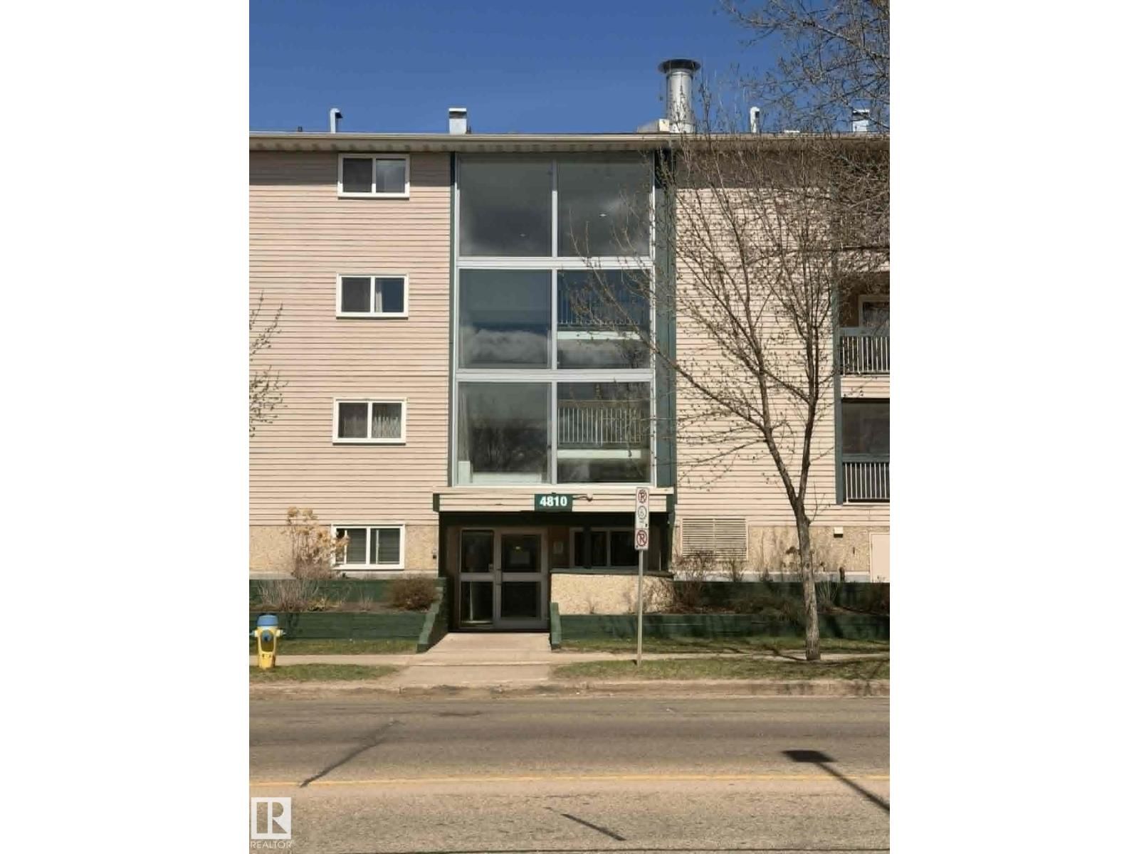 4810 MILL WOODS RD S, Edmonton, Alberta T6L 5N9