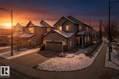6159 12 AV | Edmonton Alberta | Slide Image Two