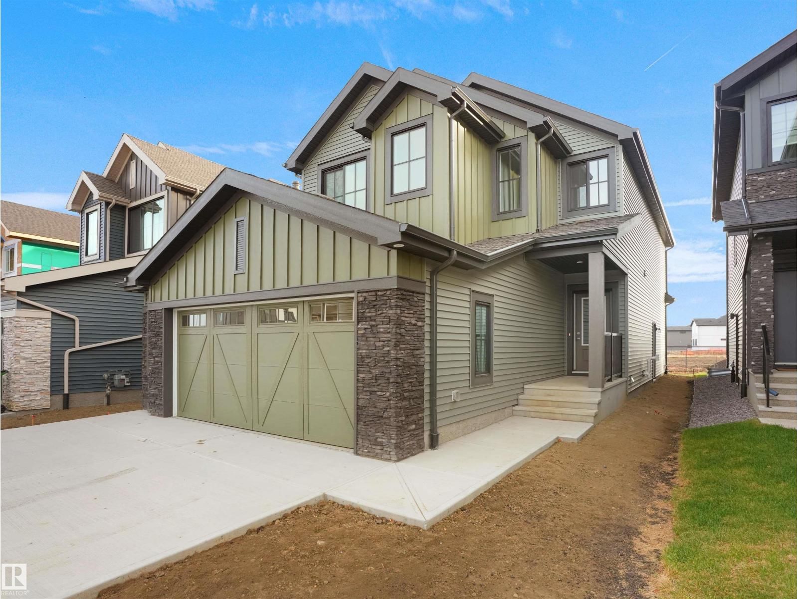 6343 175 AV, Edmonton, Alberta T5Y 4B7