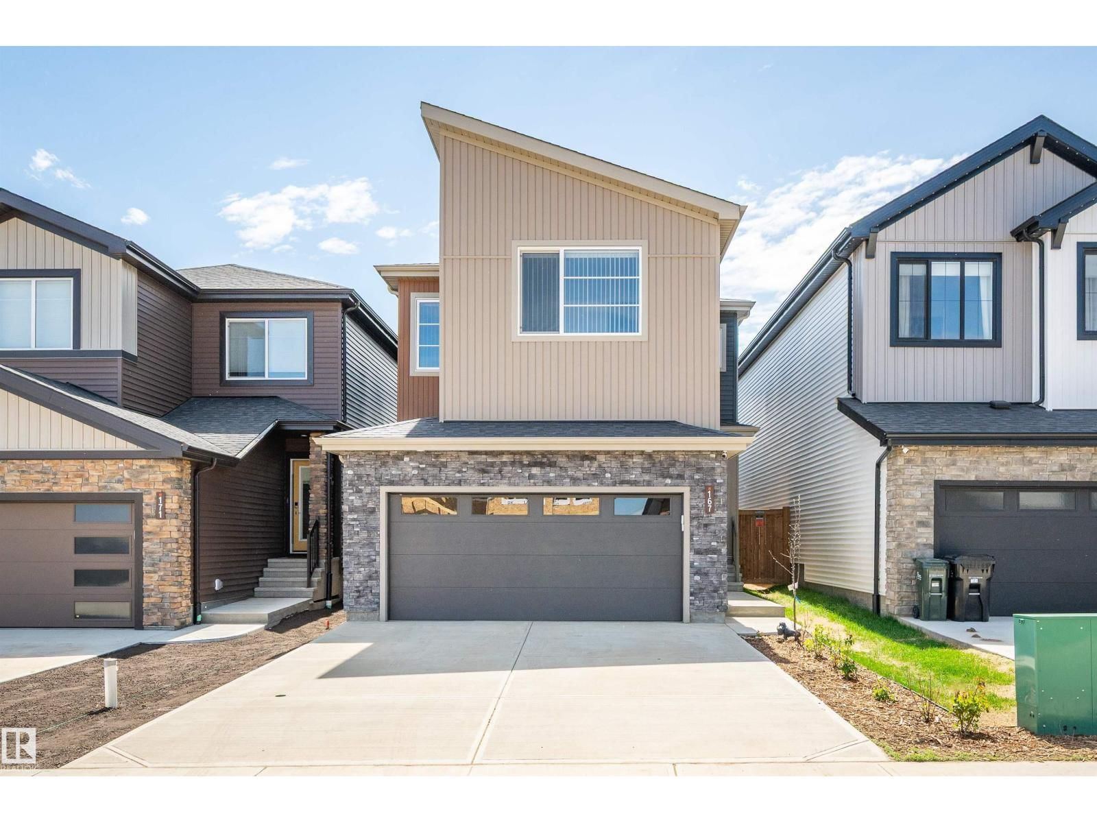 167 CATRIA PT, Sherwood Park, Alberta T8H 3B2