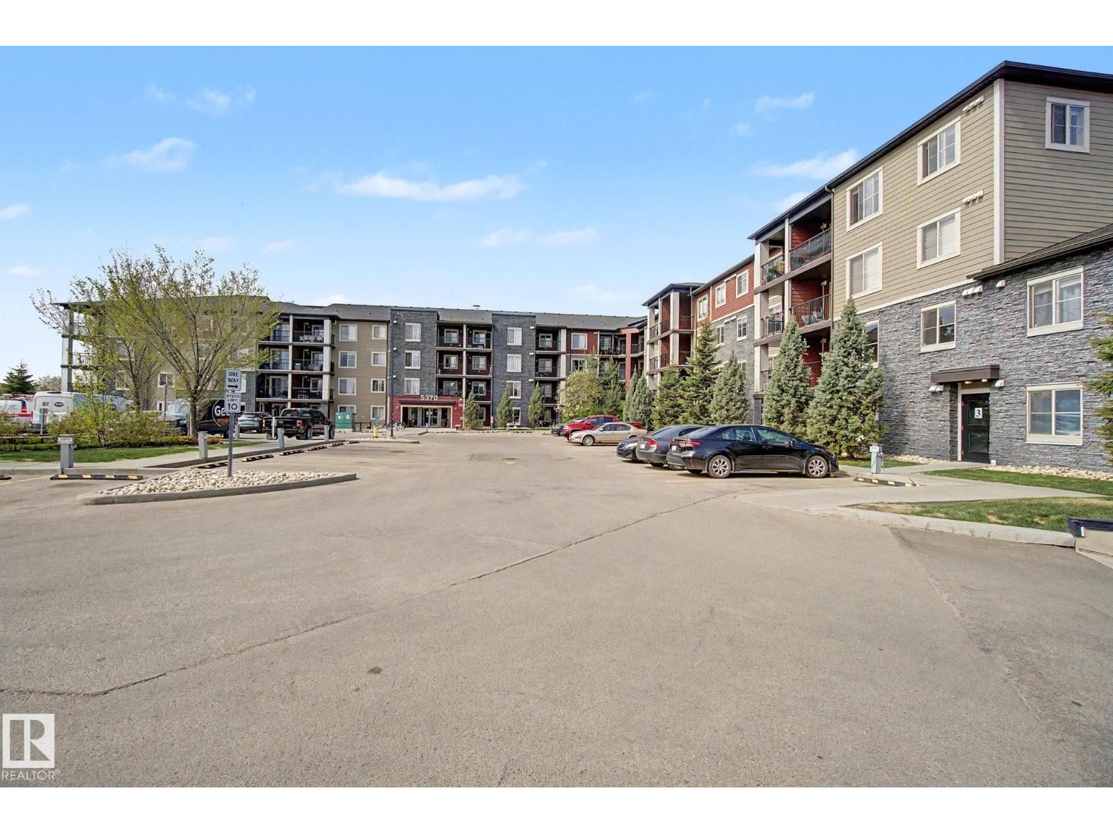 5370 CHAPPELLE RD, Edmonton, Alberta T6W 3L5